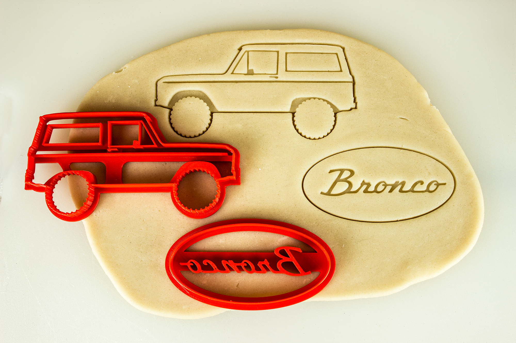 FORD_BRONCO_GEN_1_COOKIE_CUTTER_1024x1024@2x.png