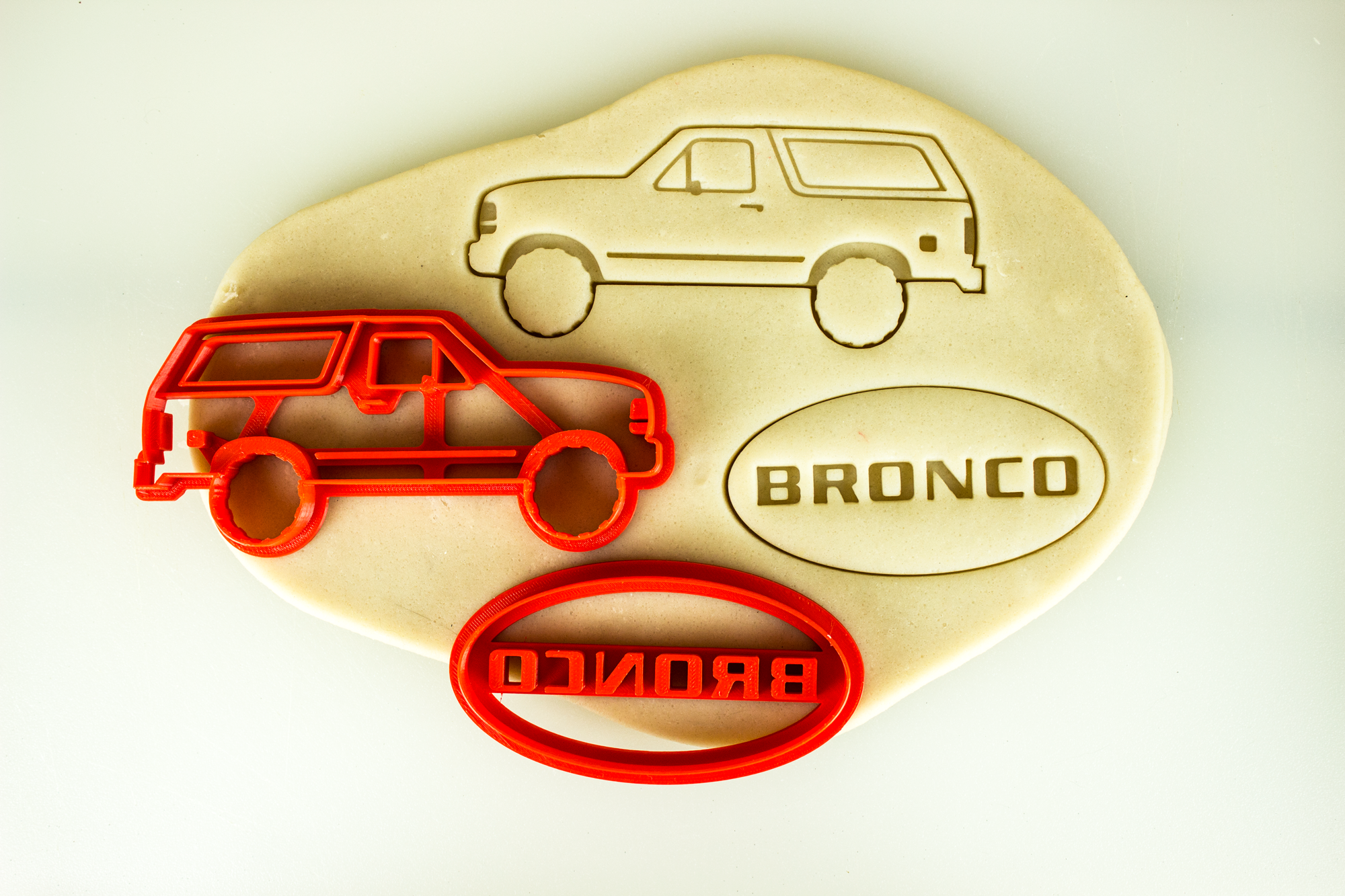 FORD_BRONCO_GEN_5_COOKIE_CUTTER_1024x1024@2x.png